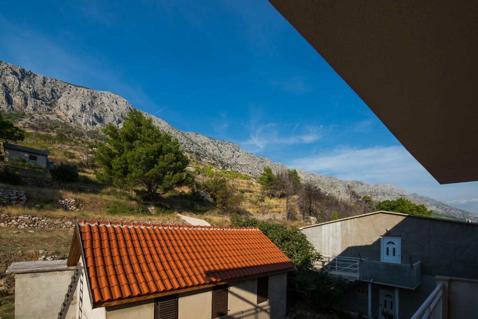 Bed And Breakfast Pero 3 Min Walk To The Beach Lokva Rogoznica Bagian luar foto