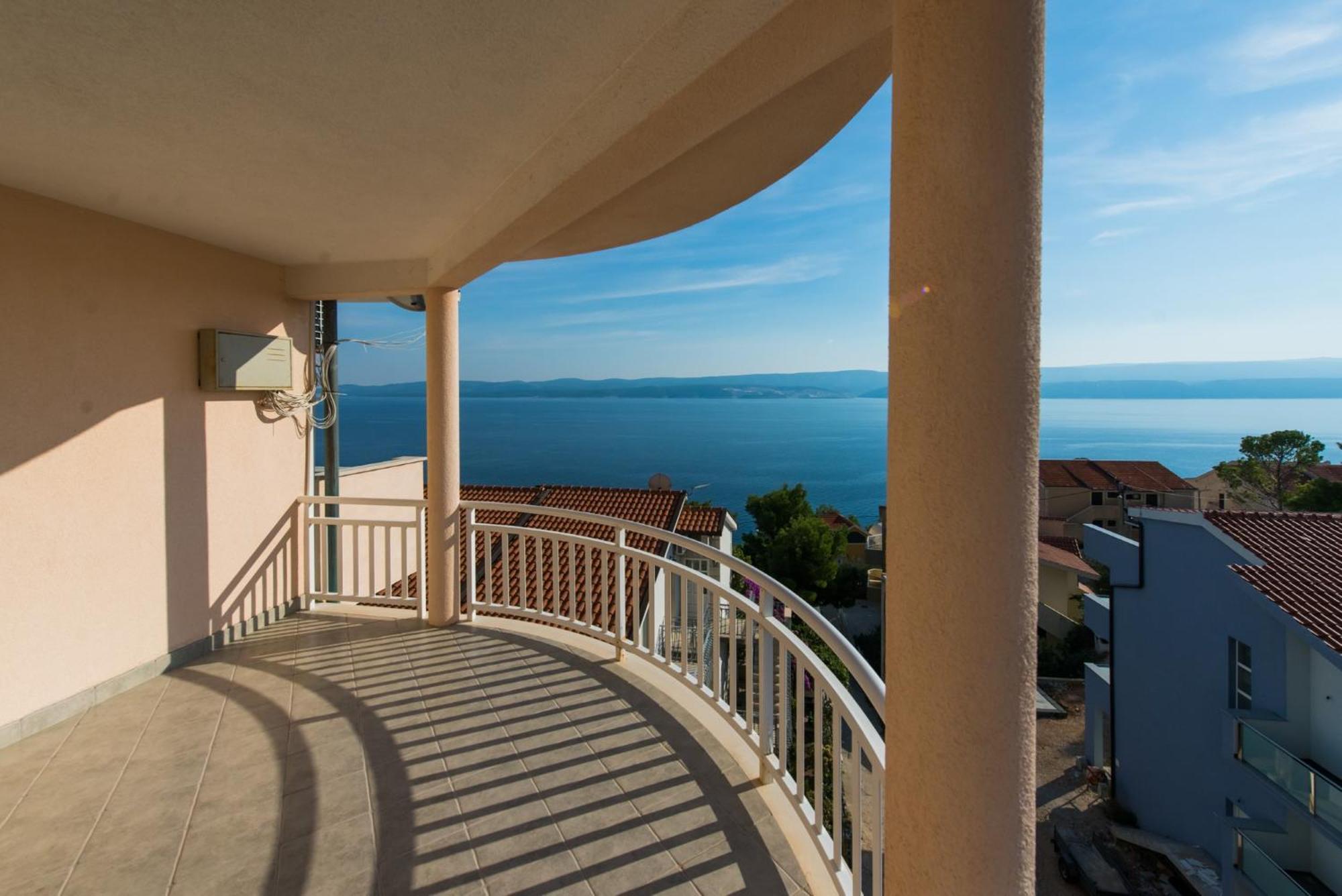 Bed And Breakfast Pero 3 Min Walk To The Beach Lokva Rogoznica Bagian luar foto