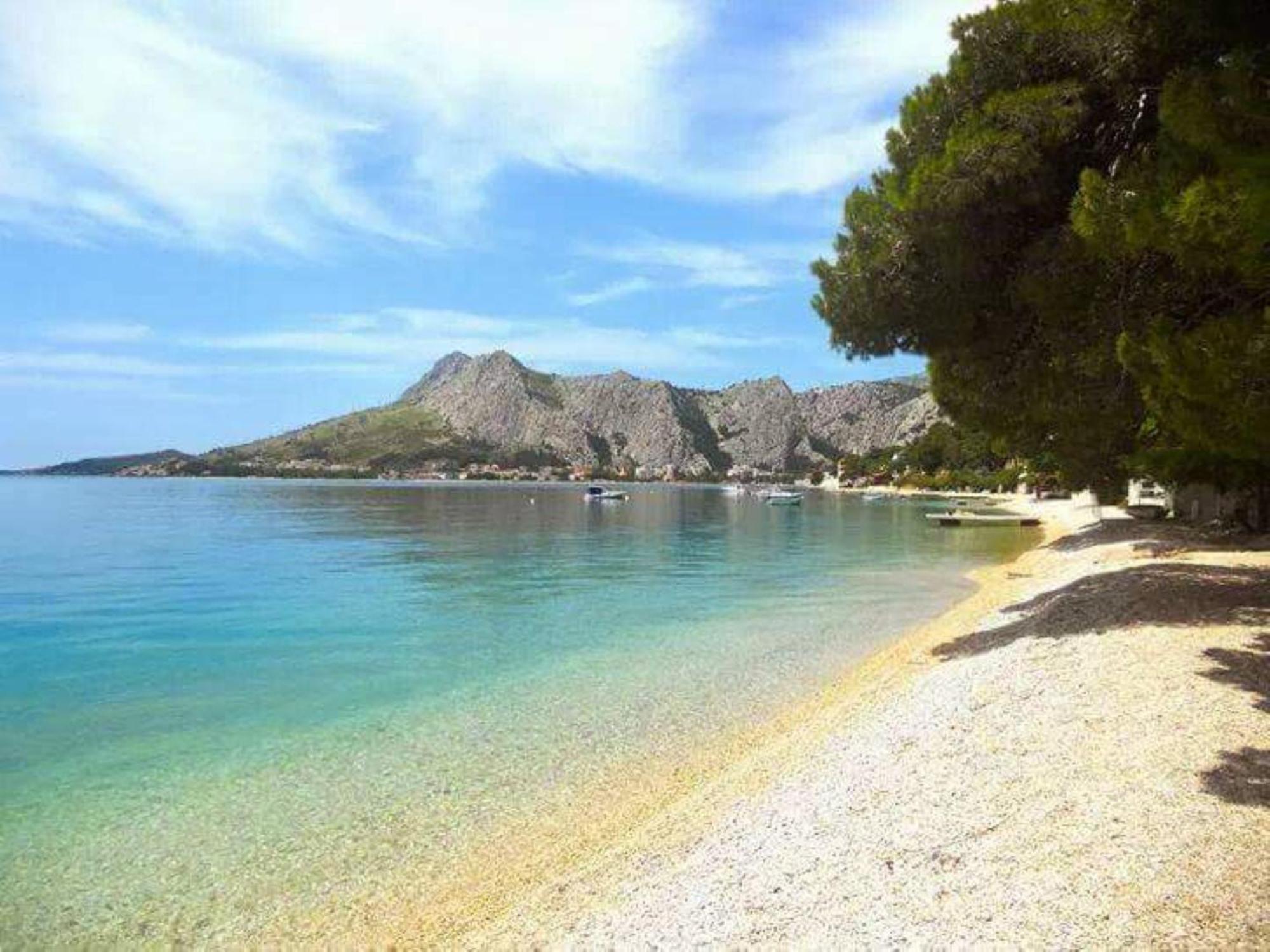 Bed And Breakfast Pero 3 Min Walk To The Beach Lokva Rogoznica Bagian luar foto