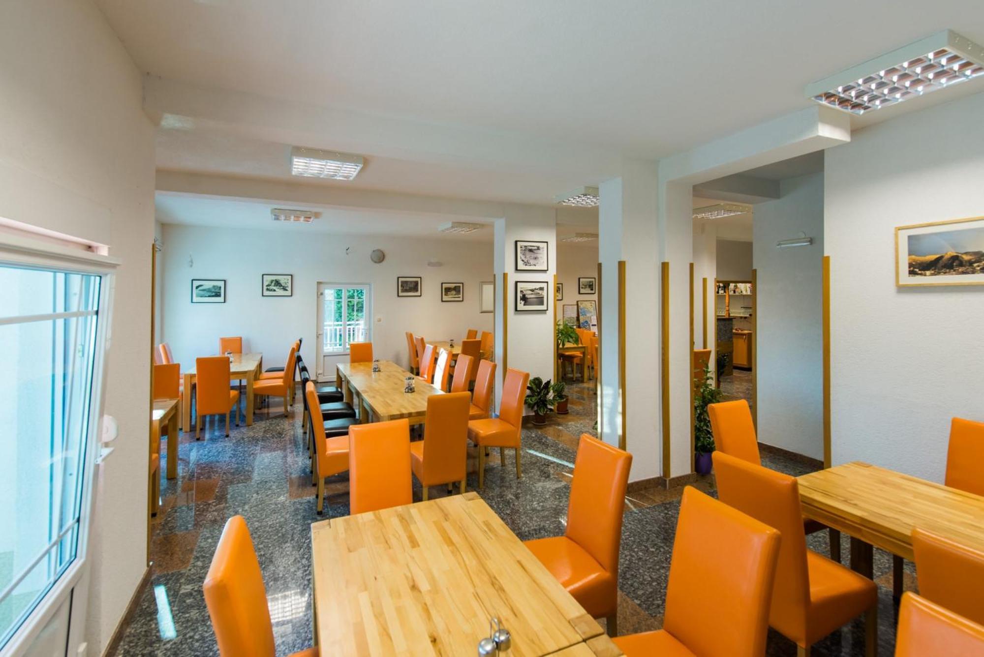 Bed And Breakfast Pero 3 Min Walk To The Beach Lokva Rogoznica Bagian luar foto